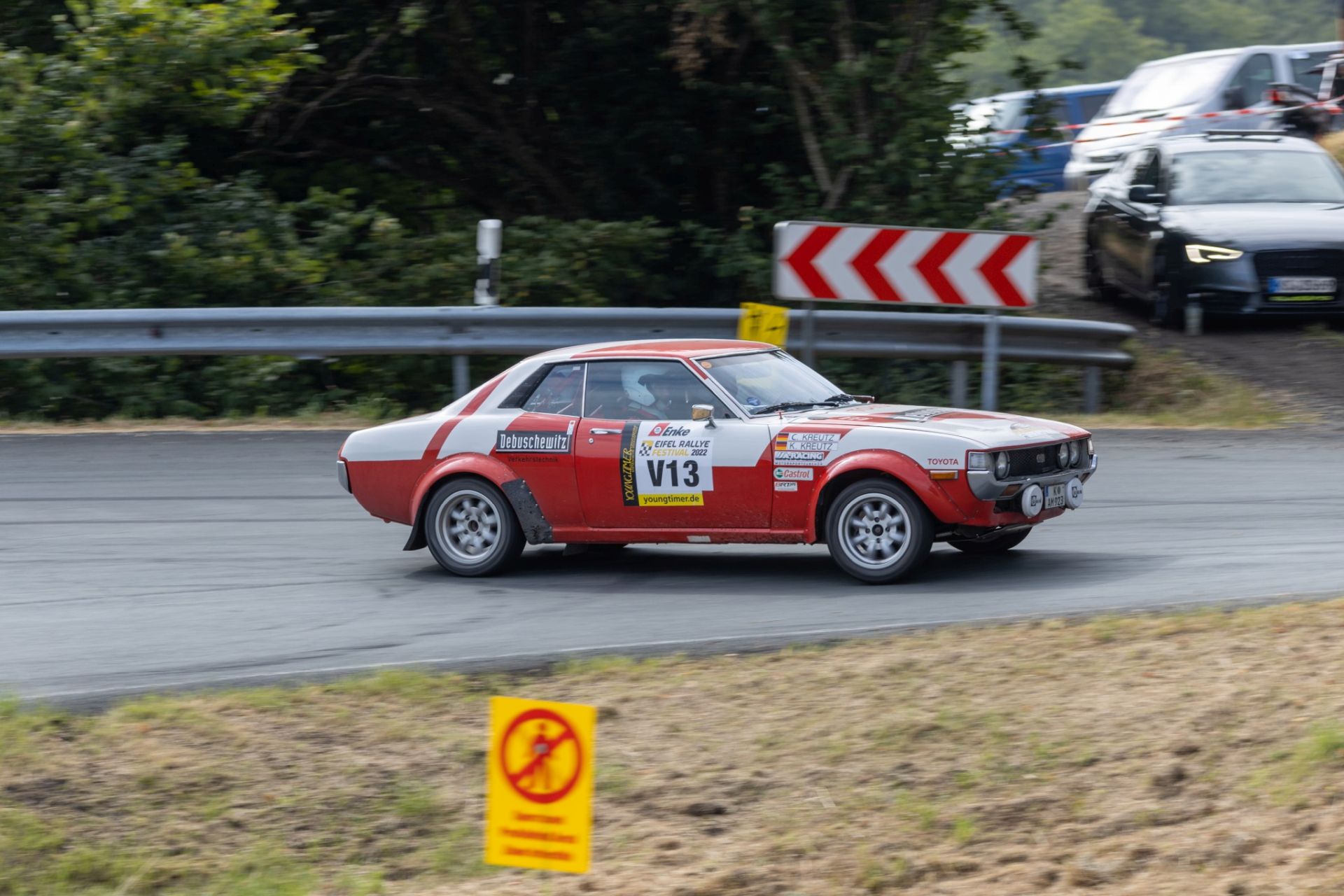 3B9A4024