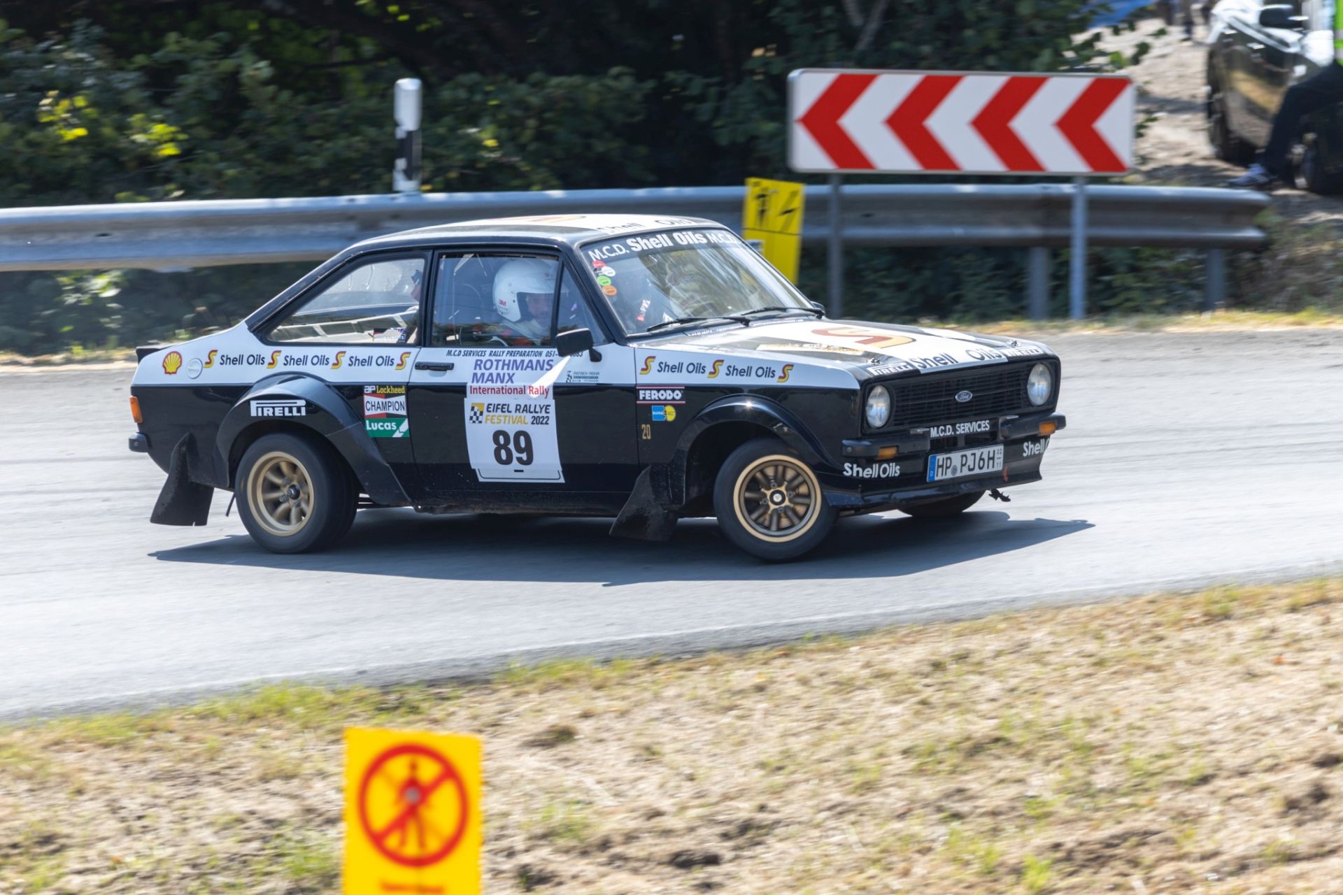 3B9A5447