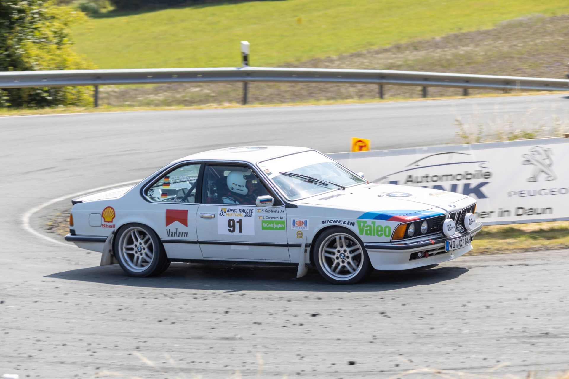 3B9A5524
