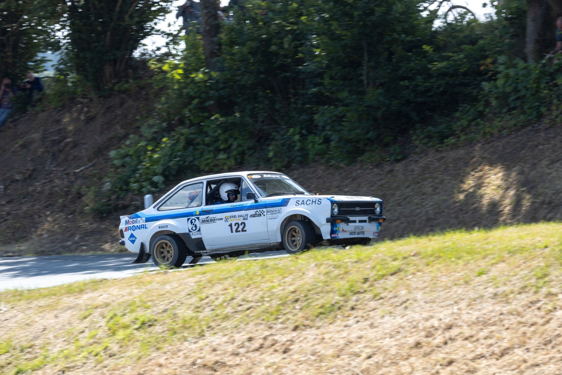 3B9A5924
