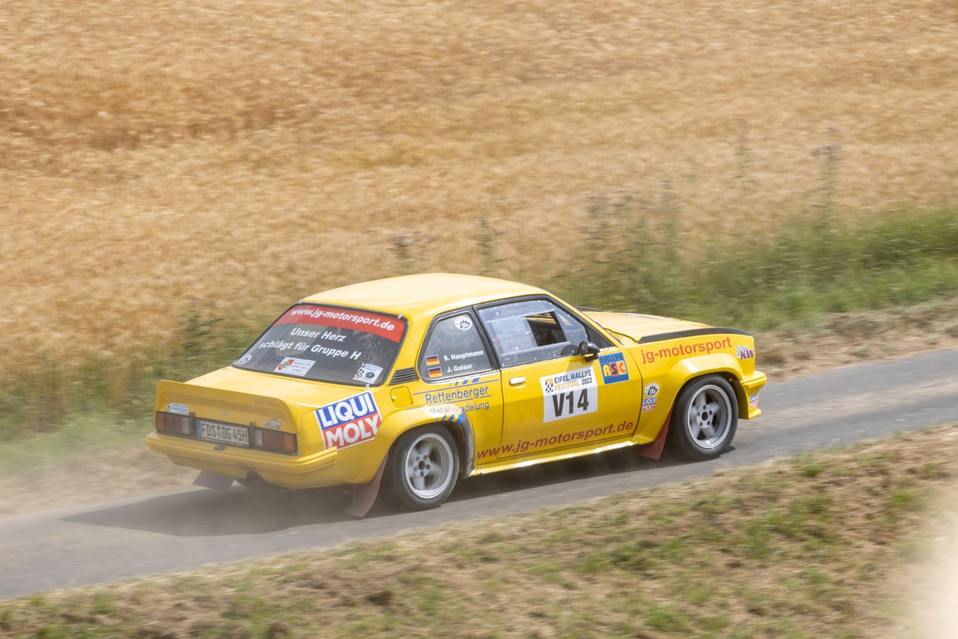 3B9A6708