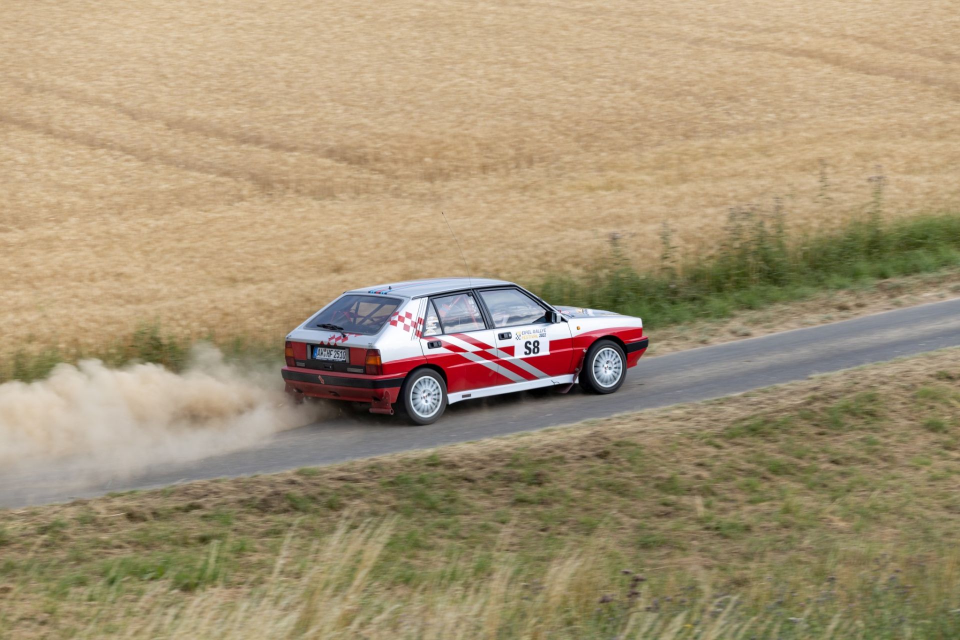 3B9A8773