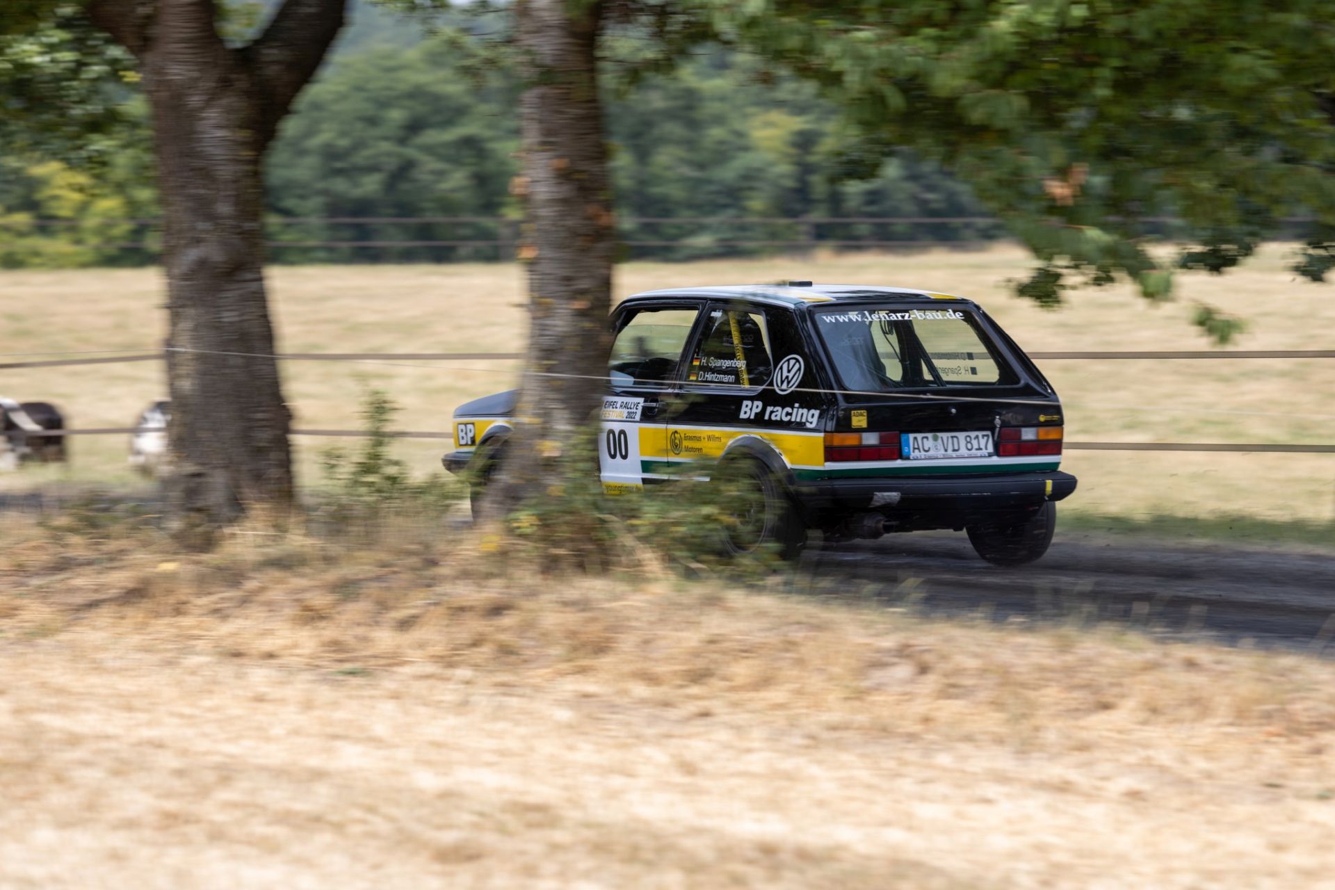 3B9A9080