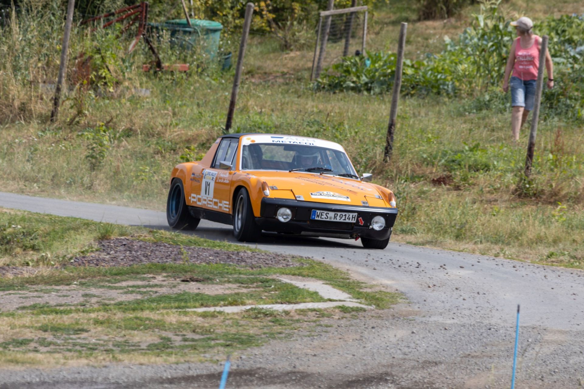 3B9A9163