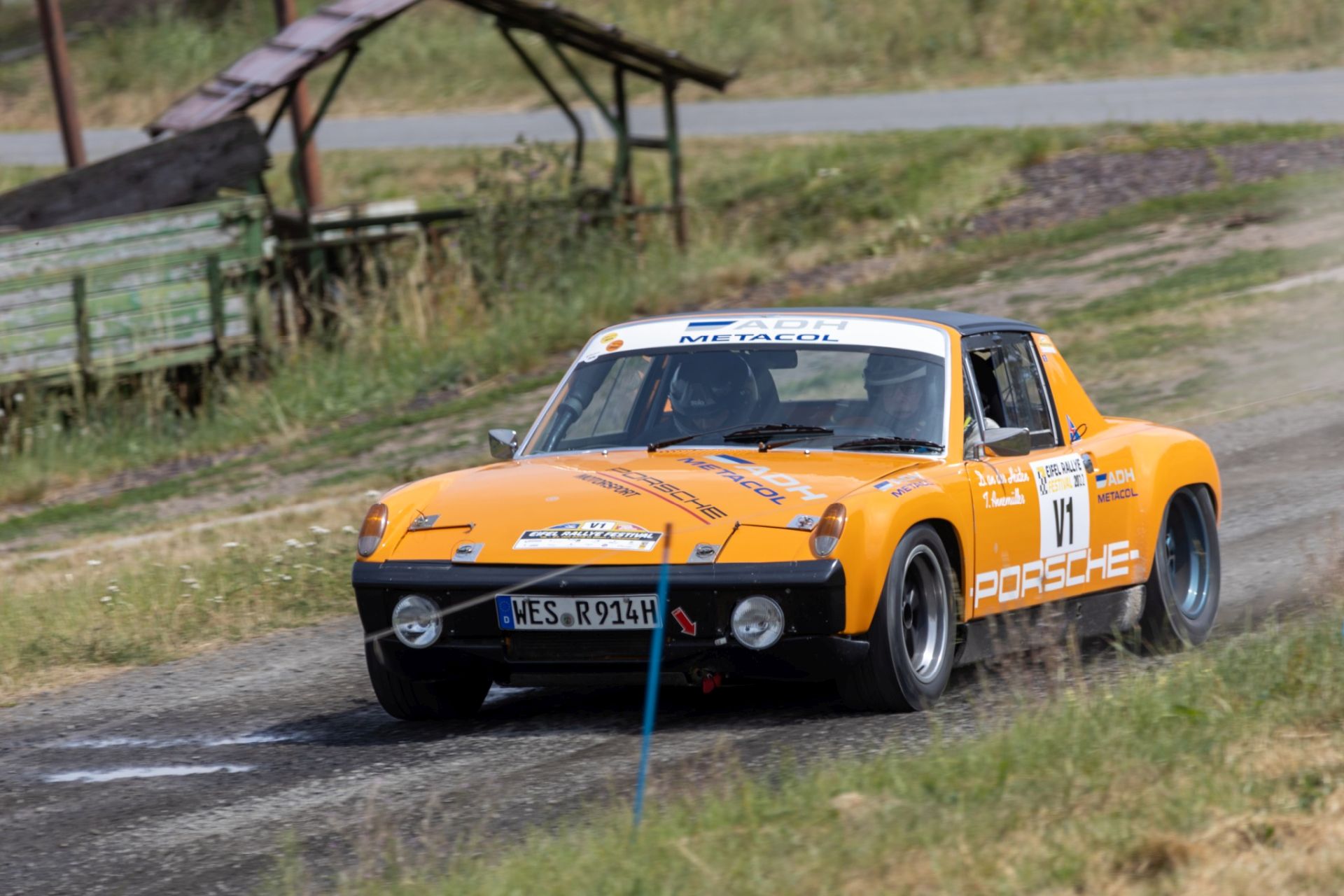 3B9A9169